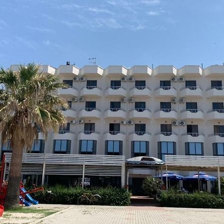 Hotel Ferrara Durrës Exteriör bild