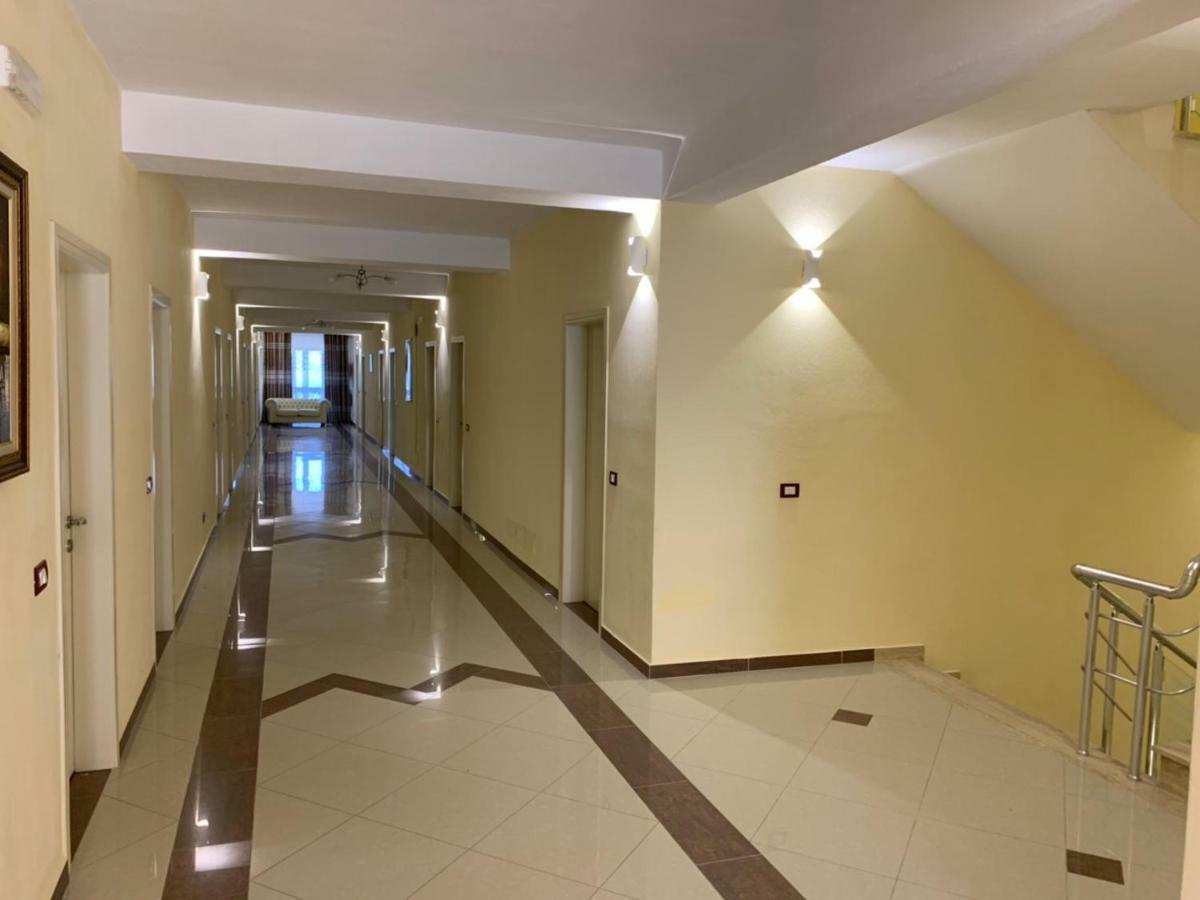 Hotel Ferrara Durrës Exteriör bild