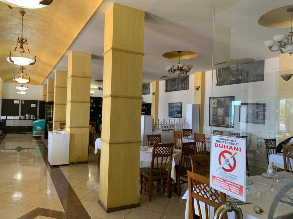 Hotel Ferrara Durrës Exteriör bild