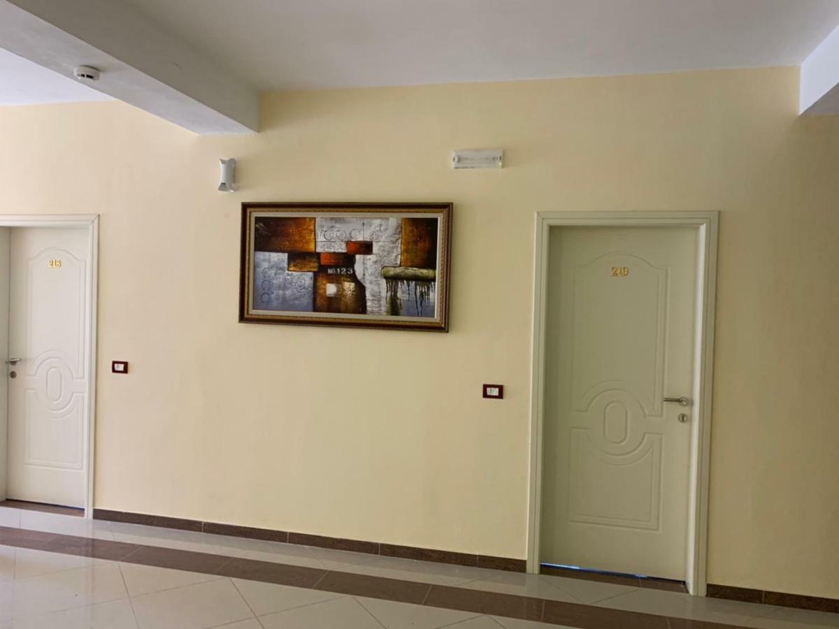 Hotel Ferrara Durrës Exteriör bild